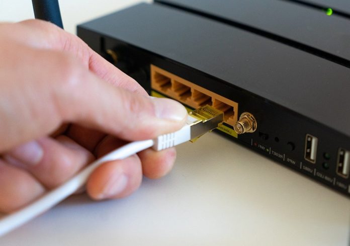 dsl-internet-zuhause-1-696x489